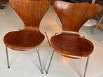 Lot 2 chaises  signées   F Hensen Arne Jacobsen, Utilisé, Bois, Deux, Brun