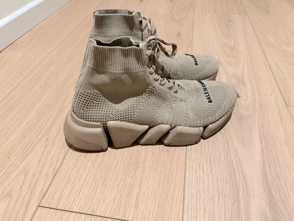 Chaussures Balenciaga Original, Enlèvement ou Envoi, Beige, Comme neuf, Autres types