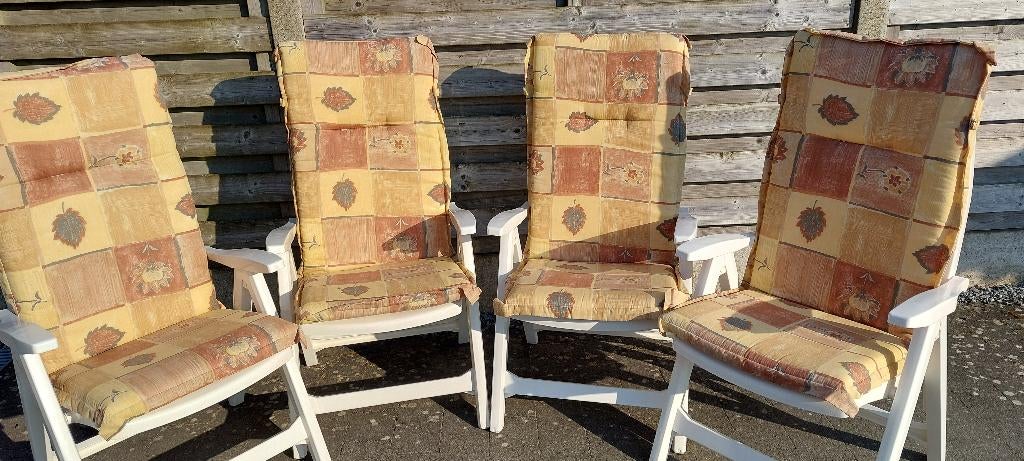 Ensemble de 4 chaises de jardin réglables +coussins + table, Enlèvement, Utilisé, Synthétique, Ajustable