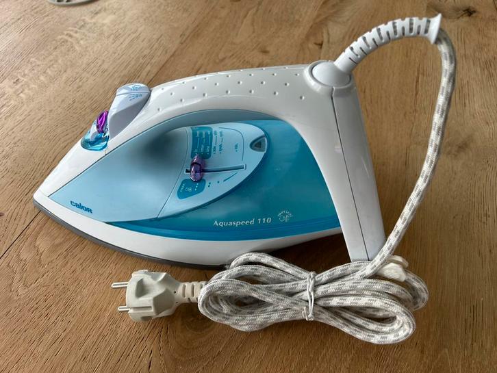 Fer à repasser avec fonction vapeur (Zemst), Electroménager, Fers à repasser & Planches à repasser, Comme neuf, Enlèvement