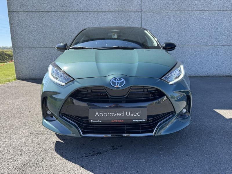 Toyota Yaris 1.5 HEV CVT Style + Confort Pack De direction a, Euro 6, Noir, 5 portes, Automatique