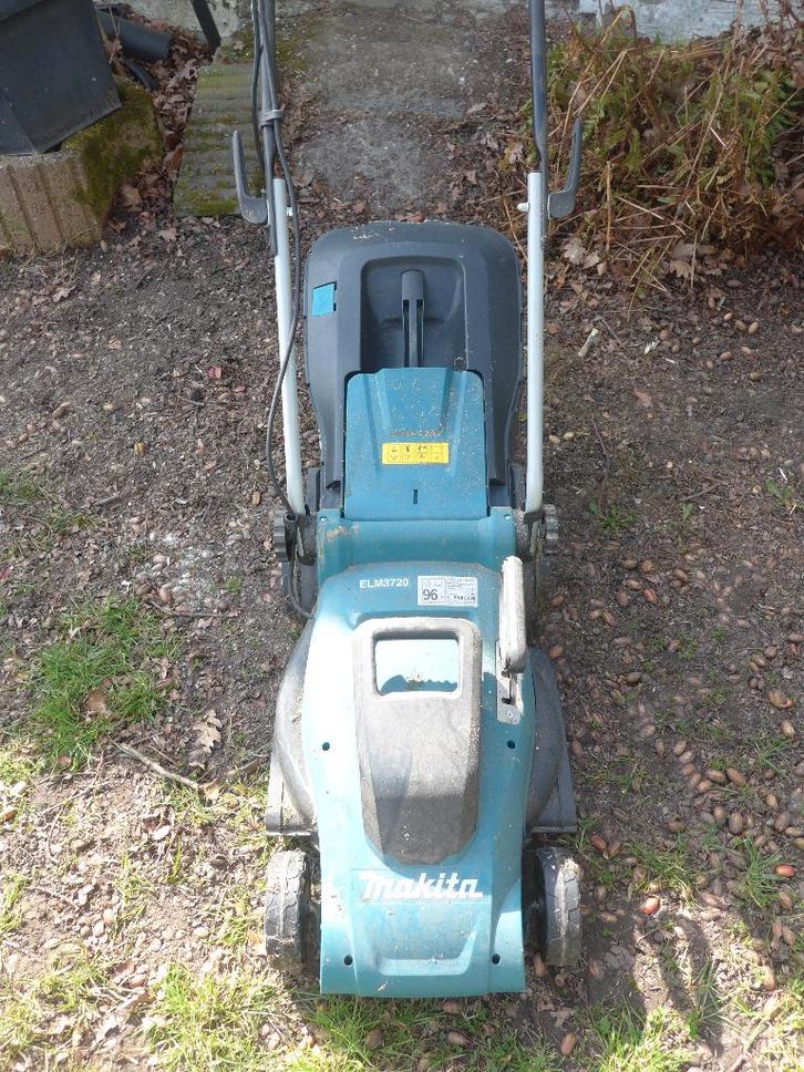 Makita ELM 3720 -electrische grasmachine, Tuin en Terras, Grasmaaiers, Gebruikt, Elektrische grasmaaier, 30 t/m 39 cm, Elektrische starter