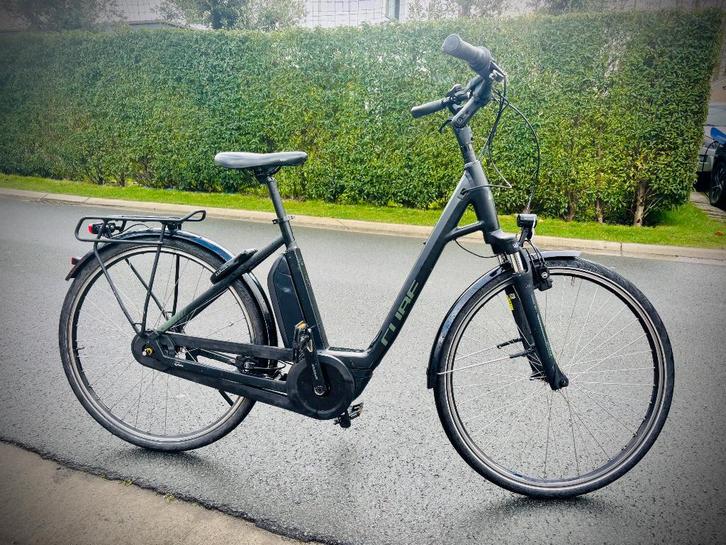 Cube town elektrische fiets, Fietsen en Brommers, Elektrische fietsen, Gebruikt, Cube, 55 tot 59 cm, 50 km per accu of meer, Ophalen
