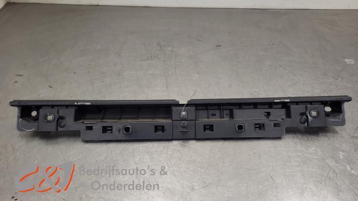 Bumpersteun midden-achter van een Citroen Jumpy, Auto-onderdelen, Carrosserie, Citroën, Gebruikt, 3 maanden garantie, Ophalen of Verzenden