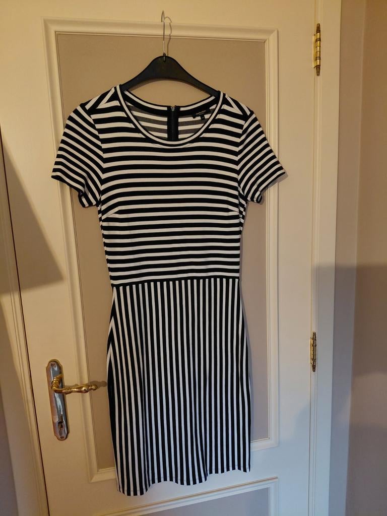 Robe Zagan de la marque Claudia Strater mt 38 plus tôt taill, Vêtements | Femmes, Enlèvement ou Envoi, Taille 36 (S)