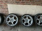 18 inch Alfa Romeo Giulietta QV-velgen, Auto-onderdelen, Ophalen of Verzenden, 18 inch, Band(en)