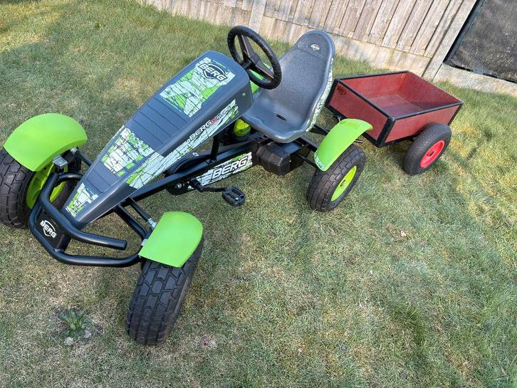 Berg gocart met aanhanger, Kinderen en Baby's, Speelgoed | Buiten | Skelters, Zo goed als nieuw, Berg, Met kar of aanhanger, Ophalen