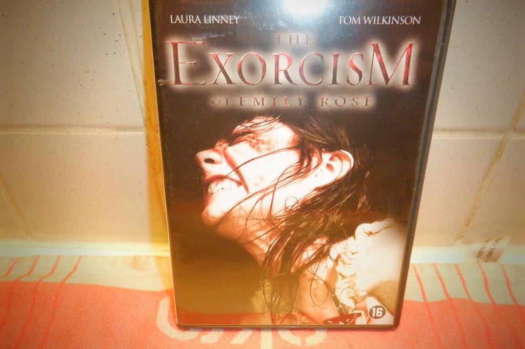 DVD The Exorcism Of Emily Rose.(2-DVD'S), CD & DVD, DVD | Horreur, À partir de 16 ans, Enlèvement ou Envoi, Comme neuf, Gore