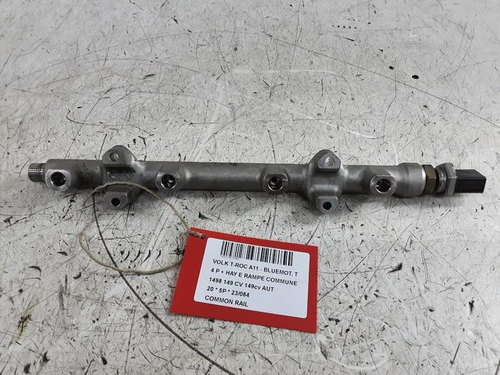RAMPE D'INJECTION Volkswagen T-Roc I (05E133320), Autos : Pièces & Accessoires, Systèmes à carburant, Volkswagen, Utilisé