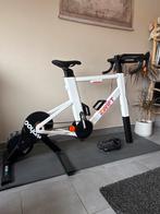 Zwift Ride + Wahoo kickr core 2 – Zo goed als nieuw, Sport en Fitness, Wielrennen, Ophalen, Zo goed als nieuw