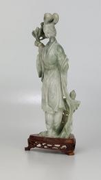 Fijn Chinees uit groene hardsteen, figuurgroep – He Xiangu., Ophalen of Verzenden