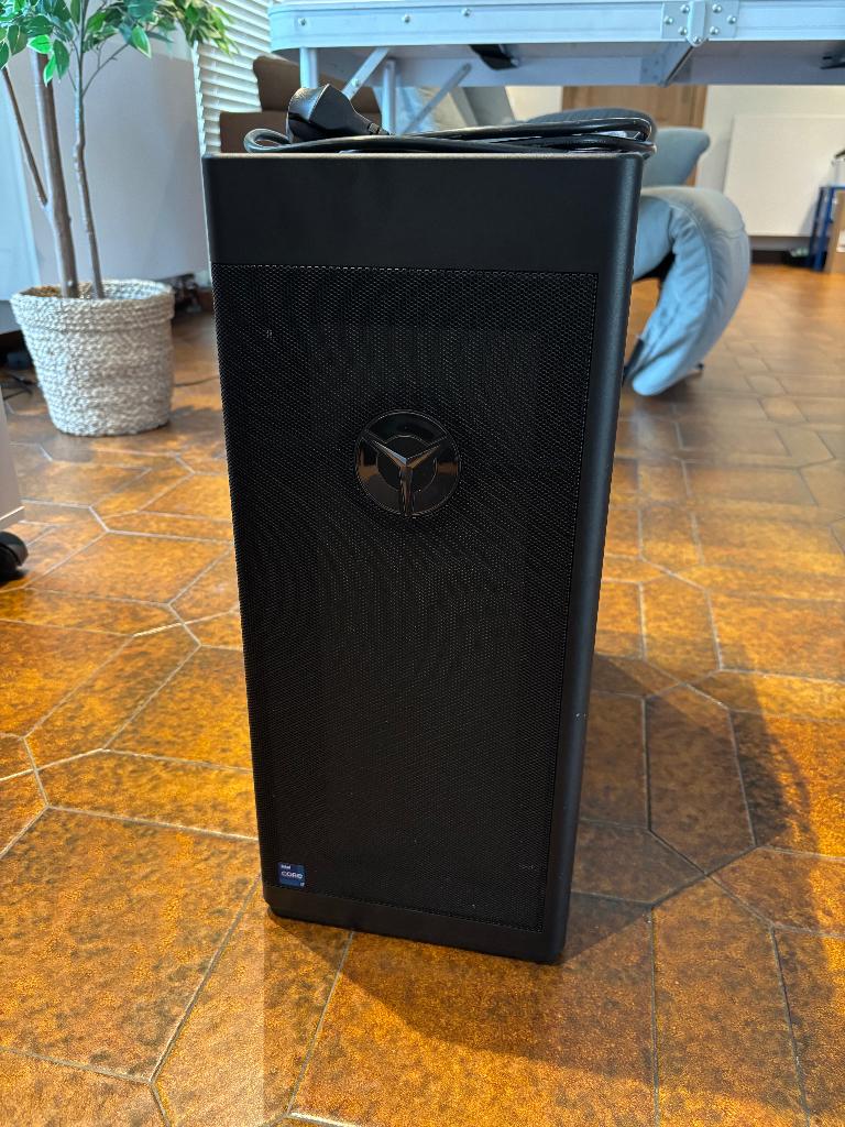 Lenovo Legion, Enlèvement, Utilisé, Plateforme