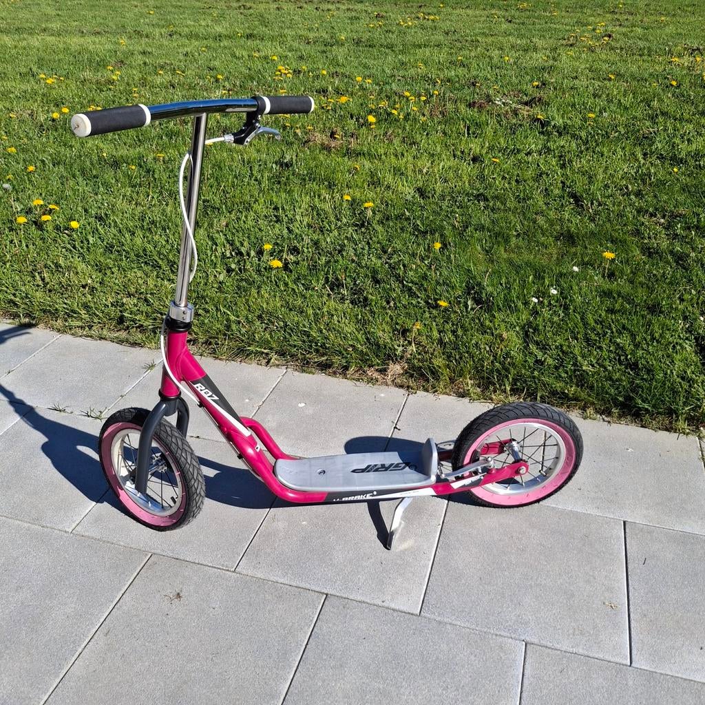 Trottinette Puky R07 frein à main guidon réglable pneux gonf, Fietsen en Brommers, Steps, Ophalen, Zo goed als nieuw, Gewone step