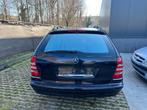 Mercedes-Benz C220 100kW Automaat, Auto's, Testrit aan huis, 174 g/km, 4 cilinders, Zwart