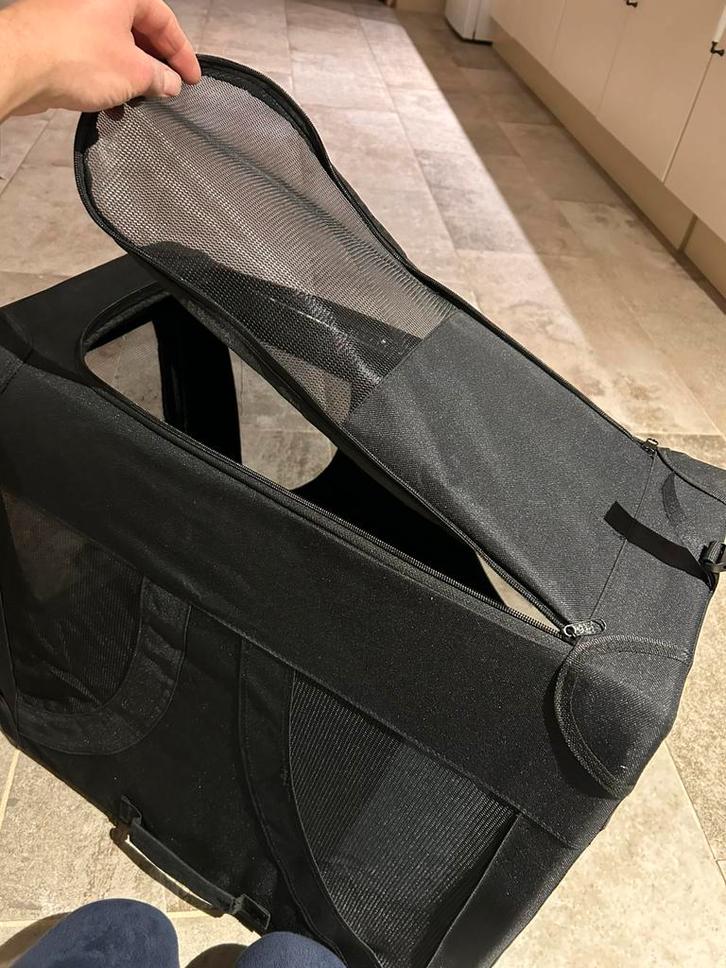 Draagtas /reistas voor kleine honden, Dieren en Toebehoren, Hondenbenches, Zo goed als nieuw, Ophalen