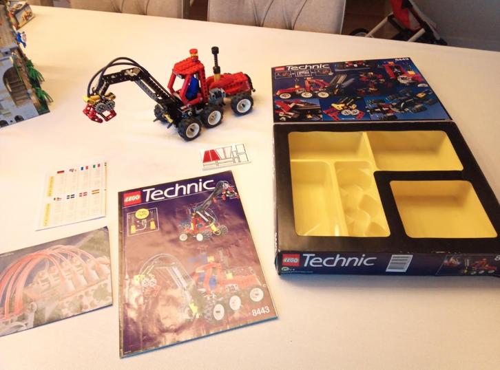 LEGO Technic 8443 Pneumatic Log Loader MET DOOS VERZAMELAAR, Kinderen en Baby's, Speelgoed | Duplo en Lego, Zo goed als nieuw