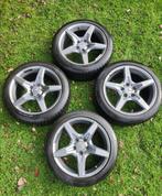 Pneus hiver continental 225/45 R17 H sur jantes Mercedes, Autos : Pièces & Accessoires, Pneus & Jantes, Pneus et Jantes, Pneus hiver