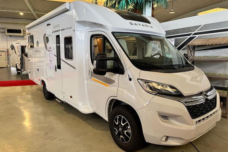 Bavaria T 746 FGJ, Caravans en Kamperen, Mobilhomes, Bedrijf, tot en met 4, Half-integraal, Bavaria, Diesel, Handgeschakeld, Standaard zit