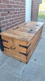 Table de salon  avec coffre de rangement, Maison & Meubles, Tables | Tables de salon, Chêne