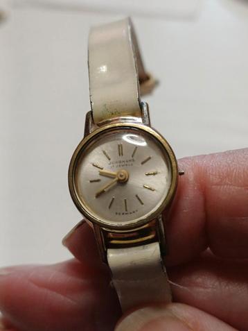 Junghans vintage uurwerkje . beschikbaar voor biedingen