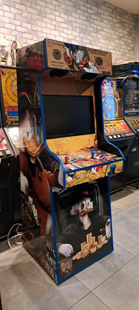 Oom Dagobert videogame kast, Games en Spelcomputers, Spelcomputers | Overige, Zo goed als nieuw, Ophalen of Verzenden