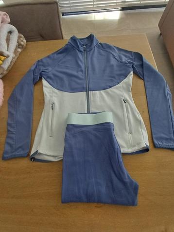 Decathlon - 2 delig sportpak (mt 146-152) beschikbaar voor biedingen