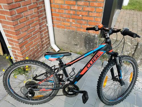 Vélo pour enfants Cube 24 pouces, Vélos & Vélomoteurs, Vélos | Garçons, Comme neuf, 24 pouces, Frein à main, Vitesses, Enlèvement ou Envoi