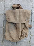 Lot oude legerspullen, Enlèvement