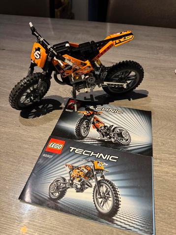 Lego Technic 42007 beschikbaar voor biedingen