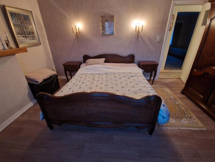 Massief kerselaren 2-persoons slaapkamer, Huis en Inrichting, Slaapkamer | Complete slaapkamers, Zo goed als nieuw, Tweepersoons