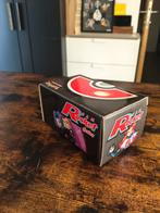 Pokemon Team Rocket Cardboard Box, Collections, Jouets, Enlèvement