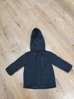 Winterjas maat 92, Enlèvement