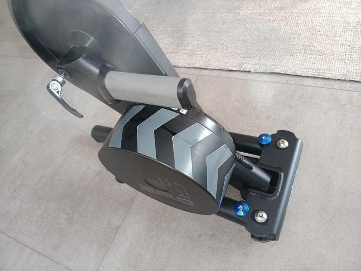 Wahoo KICKR v5 Smart Trainer (2020) – met 11-speed cassette, Sport en Fitness, Wielrennen, Gebruikt, Overige typen, Ophalen