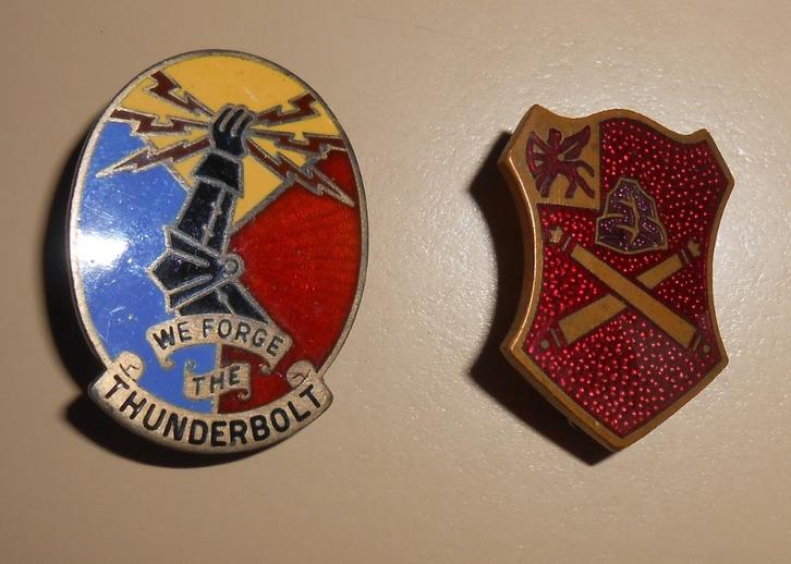 US Army WW2 1940 – 1945 kentekens DI’s Distinctive Insignia, Verzamelen, Militaria | Tweede Wereldoorlog, Landmacht, Embleem of Badge