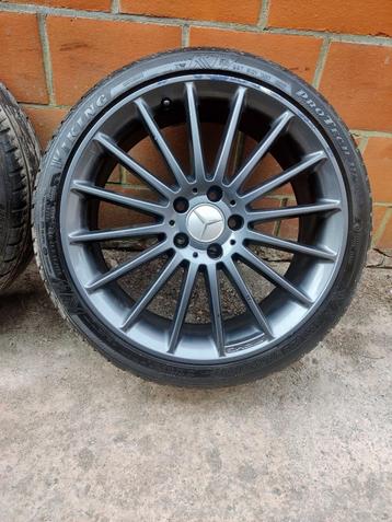 Mercedes A45 AMG CLA 45 AMG 19 inch originele velgen, Auto-onderdelen, Gebruikt, Banden en Velgen, 235 mm, Personenwagen