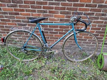 Velo vintage disponible aux enchères