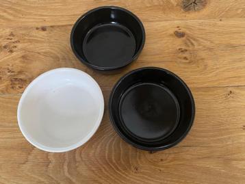 3 terracotta schaaltjes wit en zwart, Uni, Enlèvement ou Envoi, Poterie, Utilisé
