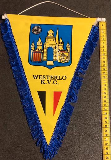 KVC Westerlo, magnifique drapeau de football vintage unique  disponible aux enchères