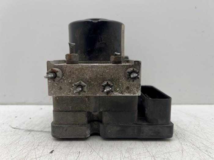 ABS Pomp van een Renault Twingo, Auto-onderdelen, Elektronica en Kabels, Renault, Gebruikt, 3 maanden garantie, Ophalen of Verzenden