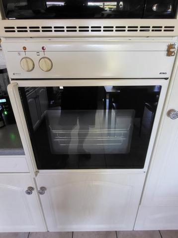 OVEN beschikbaar voor biedingen