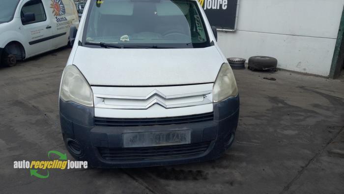 Voorbumper van een Citroen Berlingo (Berlingo 08-), Auto-onderdelen, Carrosserie, Bumper, Citroën, Gebruikt, 3 maanden garantie