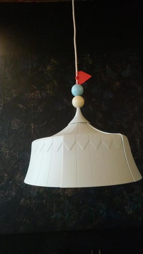 circustentlamp TROLLBO (ikea) kinderkamer hanglamp, Maison & Meubles, Lampes | Suspensions, Comme neuf, Synthétique, Enlèvement
