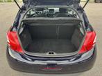 Peugeot 1.2 KM:95841 Euro 5 / € 5350 MET 1 JAAR GARANTIE, Voorwielaandrijving, Euro 5, Stof, Zwart