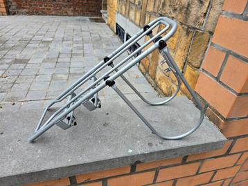 Verlengingssteun voor fietsstoeltjes voor kinderen beschikbaar voor biedingen