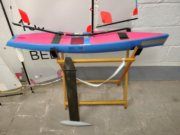 Zeilboot RC klasse M, Hobby en Vrije tijd, Modelbouw | Boten en Schepen, Gebruikt, Ophalen