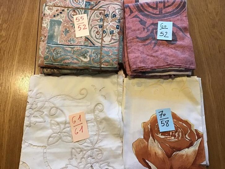 22 kussenslopen aan 2 euro per stuk, Huis en Inrichting, Woonaccessoires | Kussens, Zo goed als nieuw, Ophalen of Verzenden