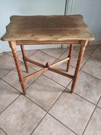 Table d'appoint ancienne en bois, Antiquités & Art, Enlèvement