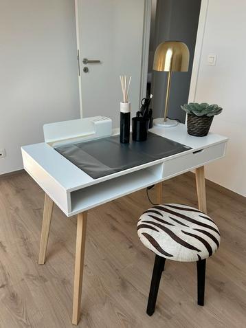 Bureau, Huis en Inrichting, Bureaus, Ophalen, Zo goed als nieuw, Bureau