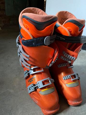 Ski schoenen beschikbaar voor biedingen