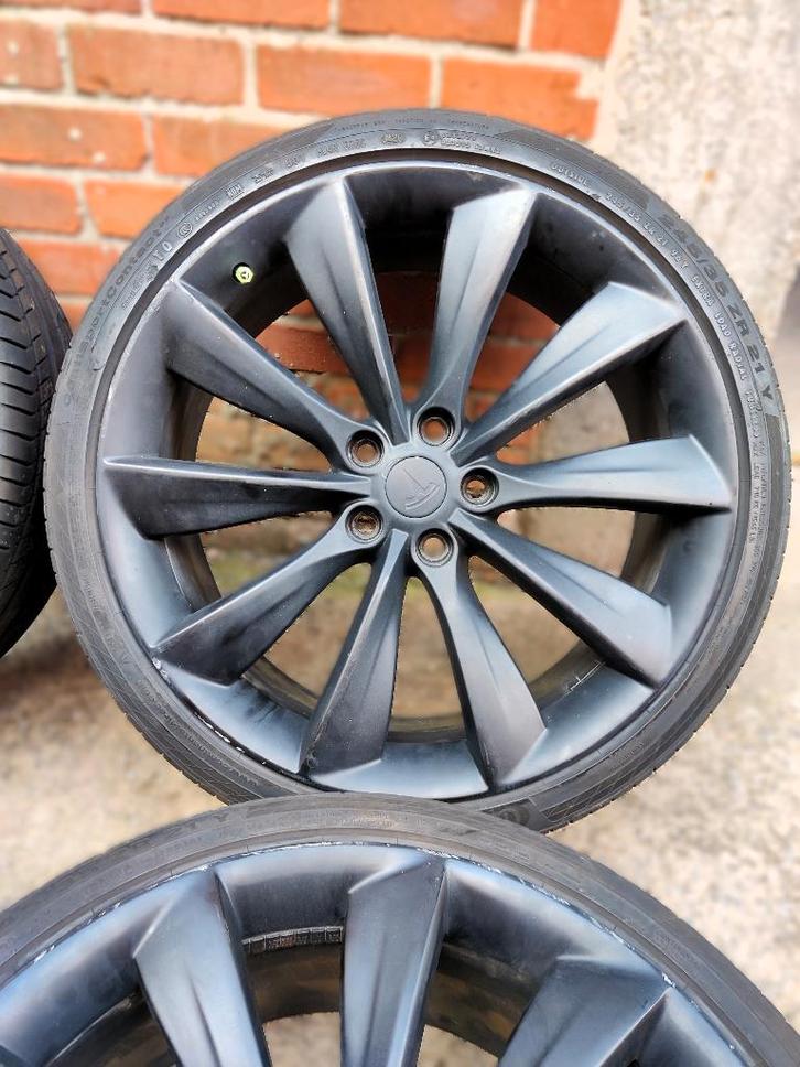 Tesla model S - 21 inch - Turbine, Auto-onderdelen, Banden en Velgen, Banden en Velgen, Zomerbanden, 21 inch, 245 mm, Personenwagen